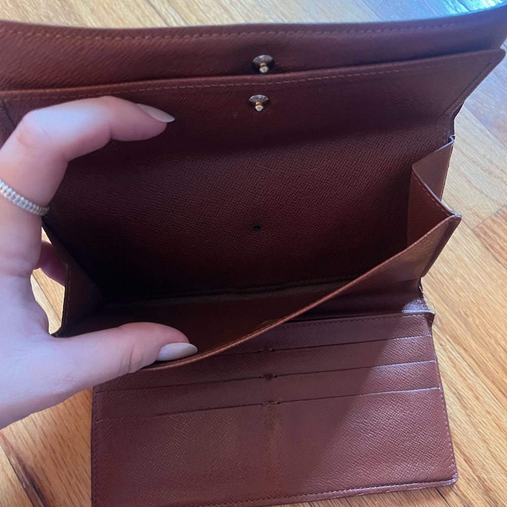 Vintage Louis Vuitton monogram wallet - Picture 3 of 5